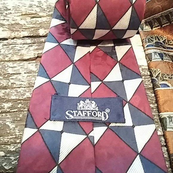Lot of 3 Stafford ties - Picture 2 of 4